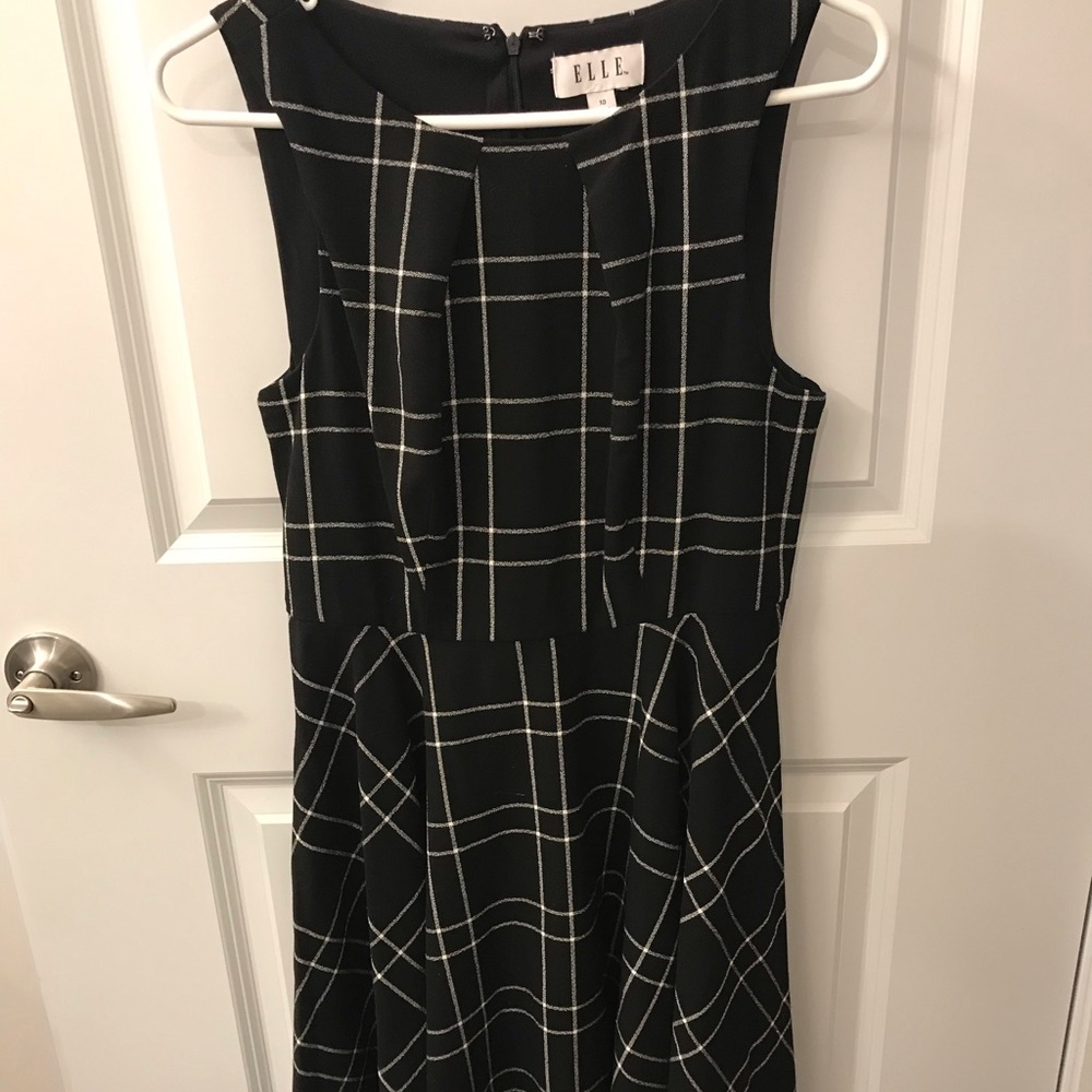 Various hardly worn dresses. Sold separately